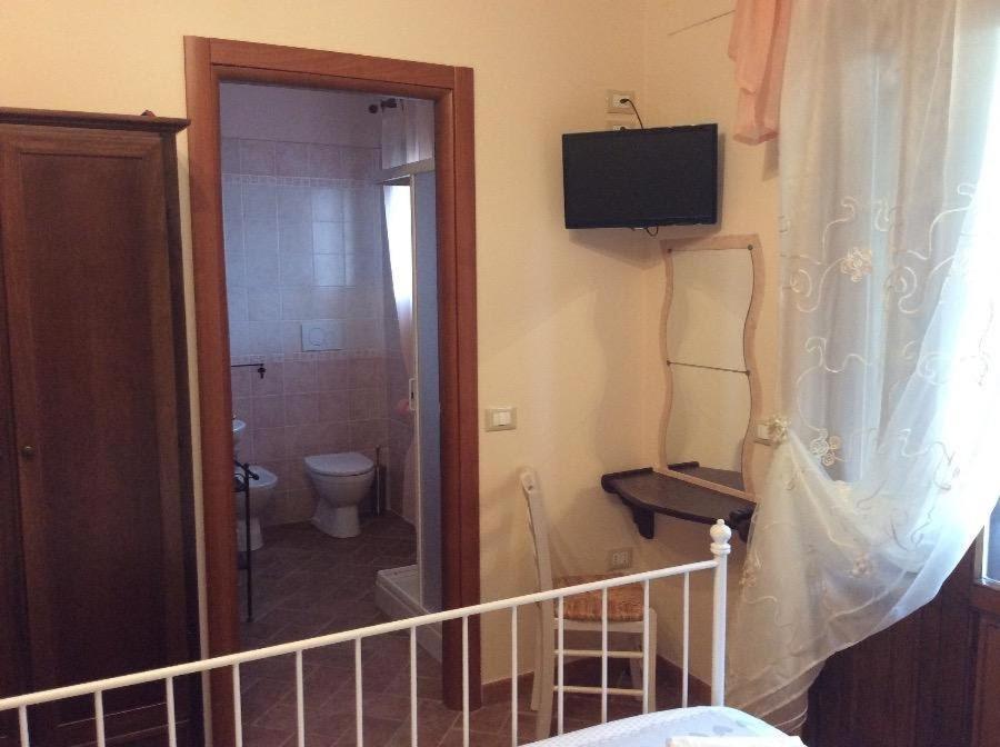 Bed And Breakfast Val Di Lupa Castellina Marittima Luaran gambar