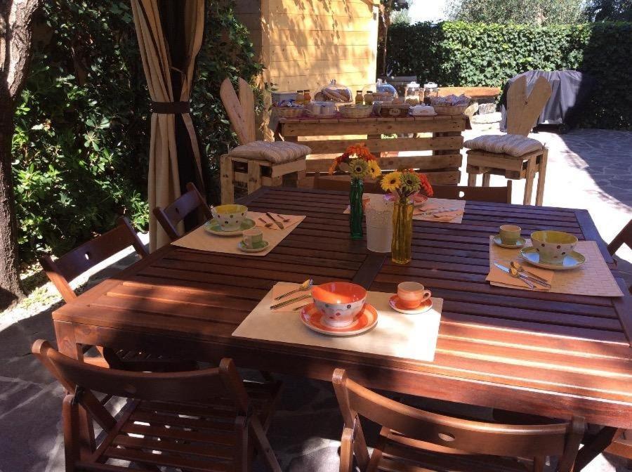 Bed And Breakfast Val Di Lupa Castellina Marittima Luaran gambar
